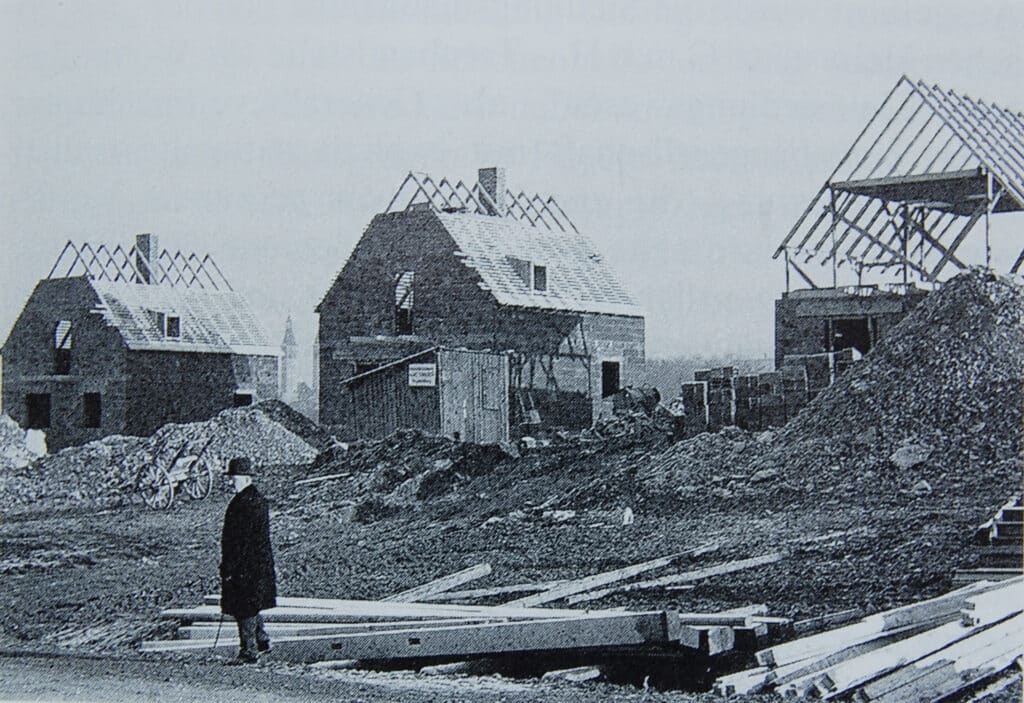 Construction of the housing estate later called Ganghofersiedlung.