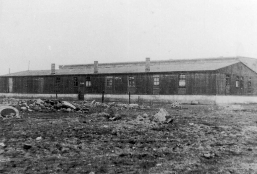Wooden barracks at the former Neu-Dachs site.