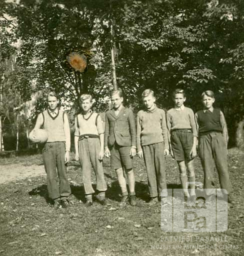 Primary-school volleyball players at Camp Mack.