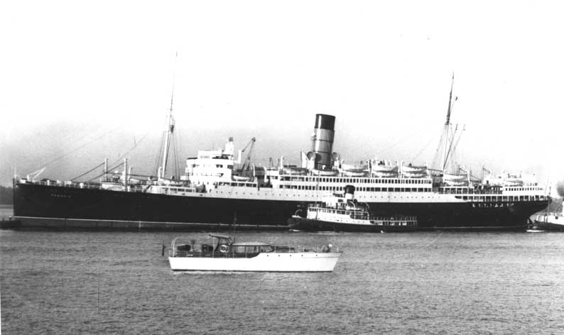 The Cunard liner Samaria leaving port, photographed in January 1926.