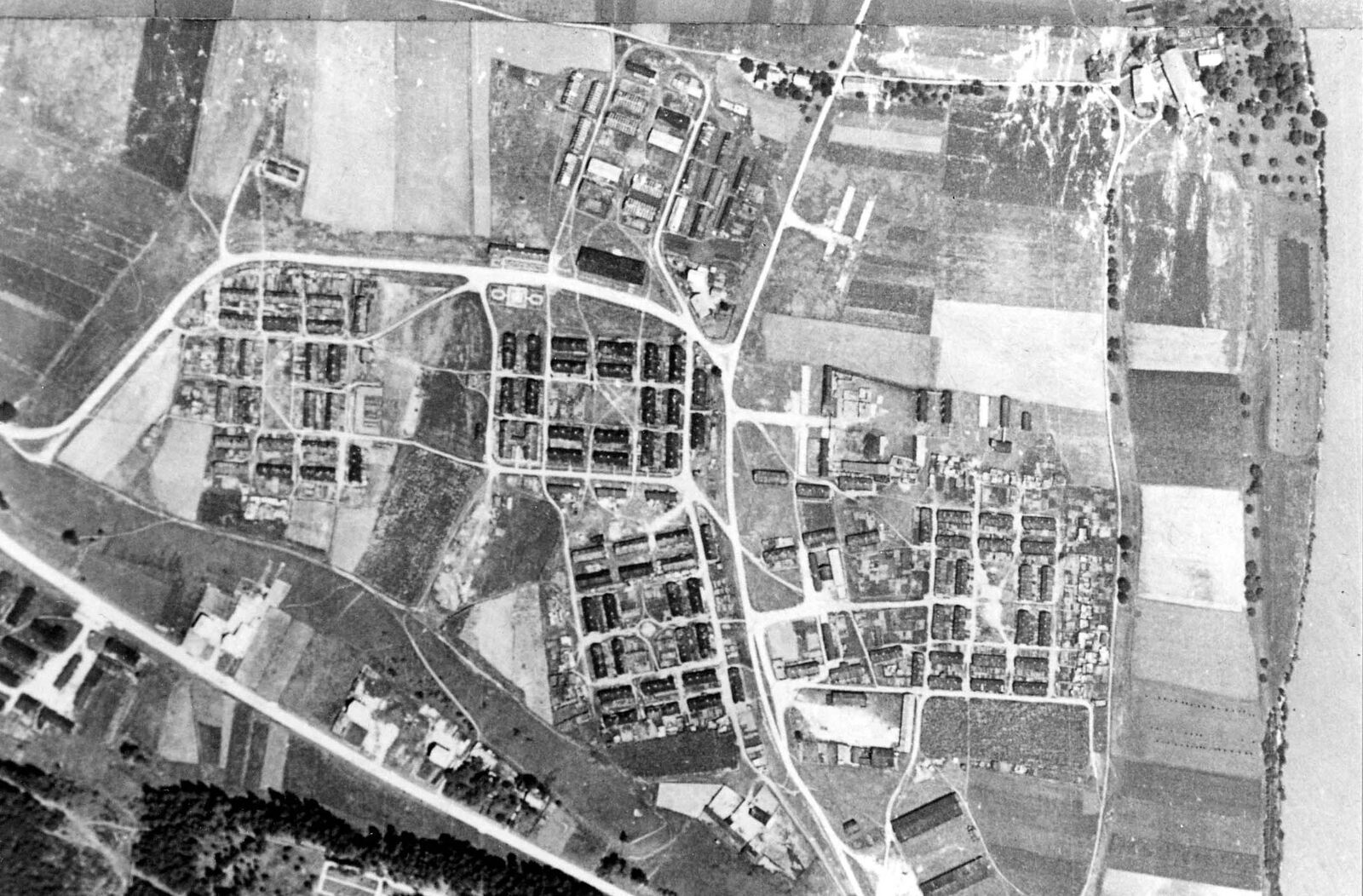 Aerial view of the St. Martin camp in the Untere Fellach, 1953.